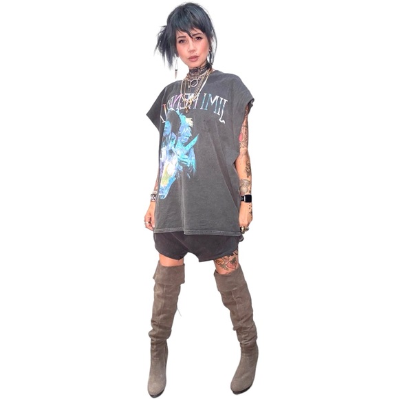 Check out my styling inspo insta or tiktok@xgenxclosetx 🫶🏼 - Picture 1 of 10